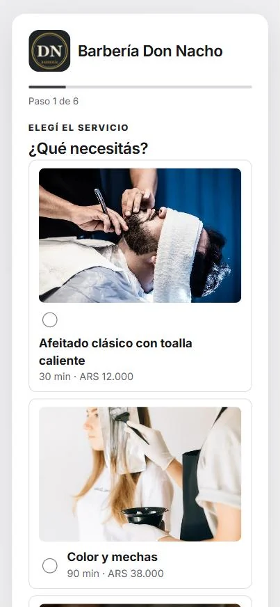 La página de reservas que ve el cliente en su celular, con fotos de cada servicio